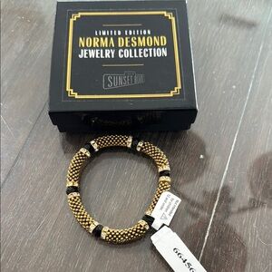 Norma Desmond Limited Edition Jewlery Collection Sunset BLVD NWT